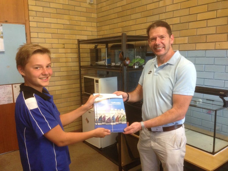 One of the students with Mathew Whiteley., Director of Seachem Australia.